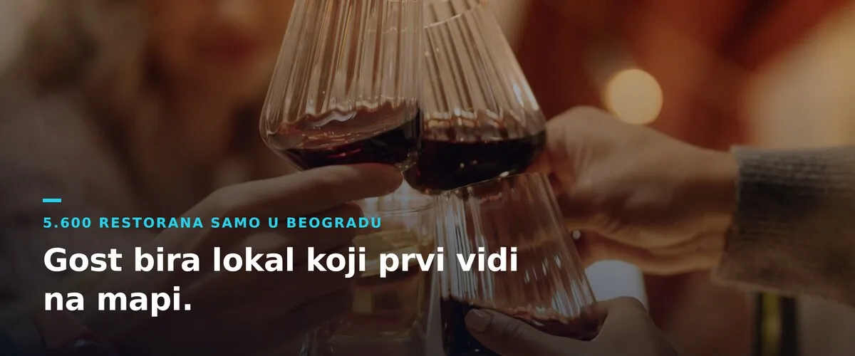 Gosti nazdravljaju u restoranu uz poruku da gost bira lokal koji prvi vidi na mapi